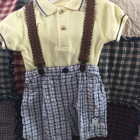 Boys matching short set 12 months - Picture 1 of 2